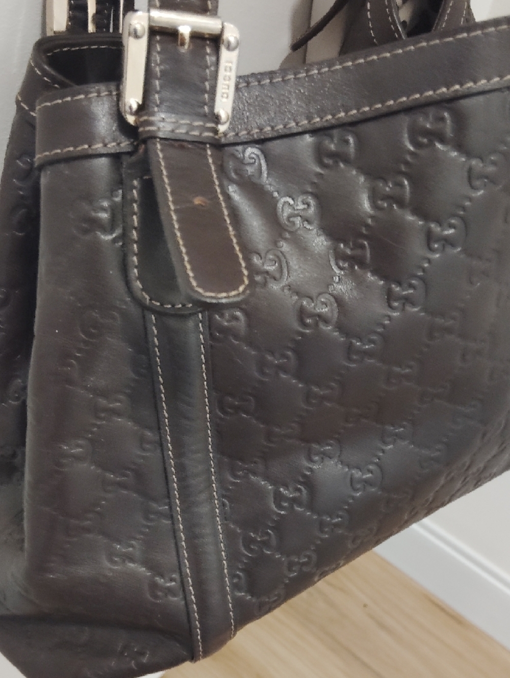 Pre-Loved Gucci Brown Leather Shoulder Bag with Green-Red Web and Gold Hardware - Picture 7 of 12